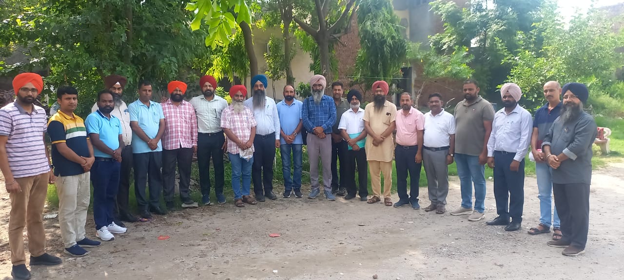 You are currently viewing ਪੰਜਾਬ ਸਰਕਾਰ ਅਧਿਆਪਕਾਂ ਤੋਂ ਬੀ.ਐੱਲ.ਓ ਸਮੇਤ ਹੋਰ ਗ਼ੈਰ ਵਿੱਦਿਅਕ ਕੰਮ ਲੈਣੇ ਤੁਰੰਤ ਬੰਦ ਕਰੇ:ਜੀ.ਟੀ.ਯੂ