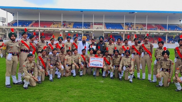 Read more about the article 15 ਅਗੱਸਤ 77 ਵੇ ਅਜ਼ਾਦੀ ਦੇ ਦਿਹਾੜੇ ਮੌਕੇ NGO ਆਖਰੀ ਉਮੀਦ ਨੂੰ ਕੀਤਾ ਸਨਮਾਨਿਤ