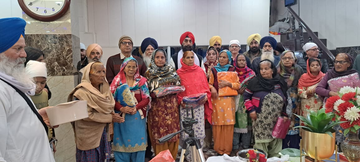 You are currently viewing ਗੜ੍ਹਾ ਵਿਖੇ ਸ਼੍ਰੀ ਗੁਰੂ ਨਾਨਕ ਦੇਵ ਜੀ ਦਾ 554 ਪ੍ਰਕਾਸ਼ ਦਿਵਸ ਸ਼ਰਧਾ ਪੂਰਵਕ ਮਨਾਇਆ ਗਿਆ