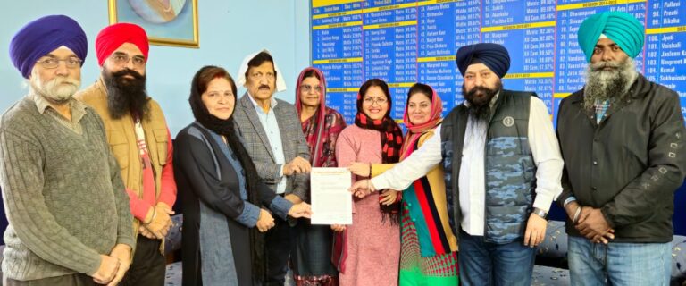 Read more about the article ਸਕੂਲੀ ਬੱਚਿਆਂ ਨੂੰ ਦਸ਼ਮੇਸ਼ ਪਿਤਾ ਦੇ ਗੌਰਵਮਈ ਅਤੇ ਵੈਰਾਗਮਈ ਇਤਿਹਾਸ ਬਾਰੇ ਦੱਸਿਆ ਜਾਵੇ–ਸਿੱਖ ਤਾਲਮੇਲ ਕਮੇਟੀ