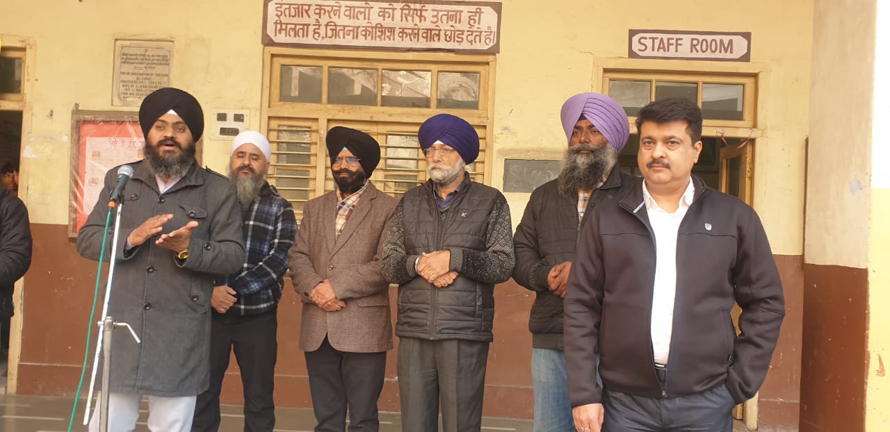 Read more about the article ਸਿੱਖ ਤਾਲਮੇਲ ਕਮੇਟੀ ਵੱਲੋਂ ਸਕੂਲੀ ਬੱਚਿਆਂ ਨੂੰ ਚਾਰ ਸਾਹਿਬਜ਼ਾਦਿਆਂ ਅਤੇ ਮਾਤਾ ਗੁਜਰ ਕੌਰ ਜੀ ਦੇ ਇਤਿਹਾਸ ਤੋਂ ਜਾਣੂ ਕਰਵਾਇਆ ਗਿਆ