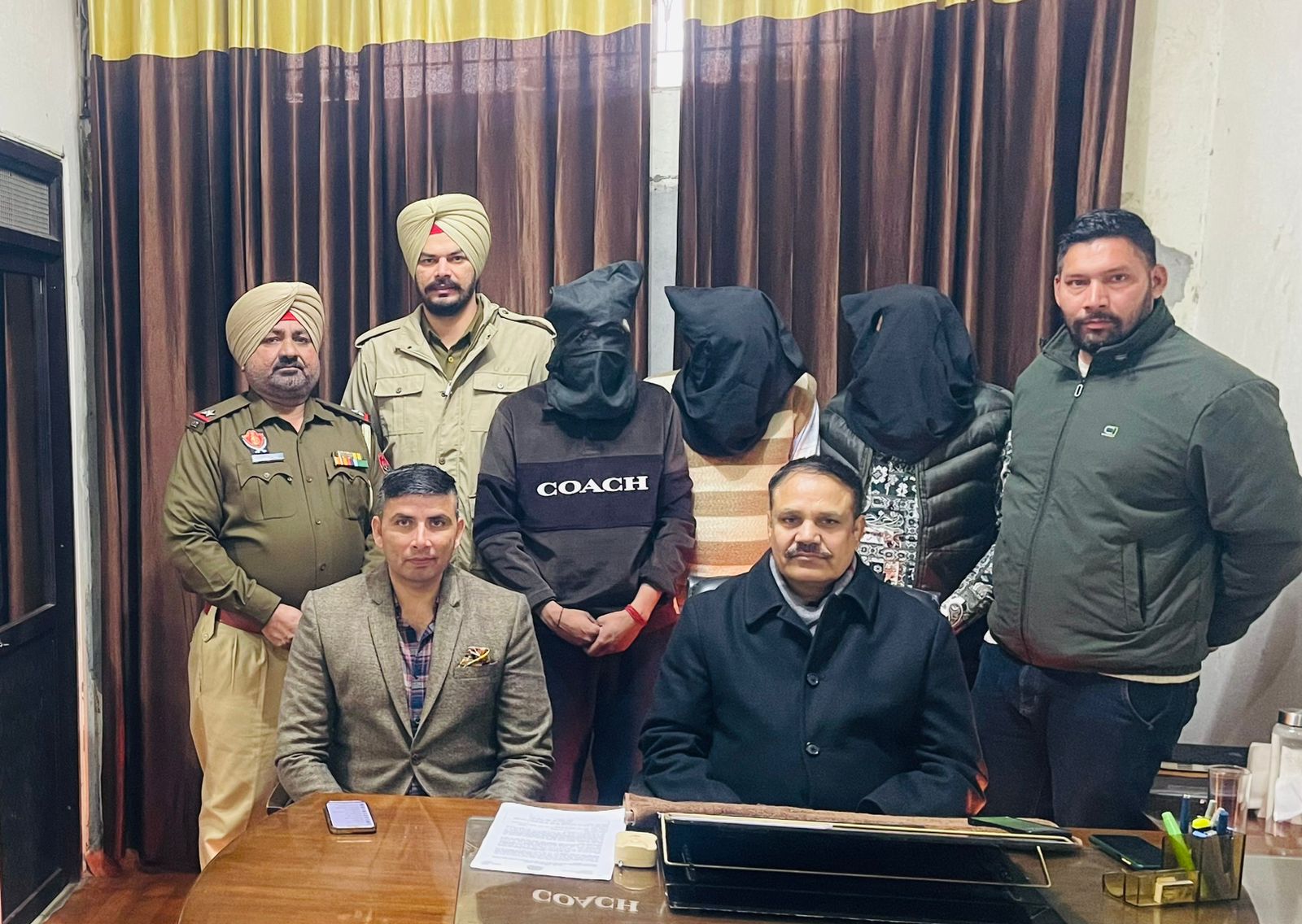 Read more about the article ਕਮਿਸ਼ਨਰੇਟ ਪੁਲਿਸ ਨੇ 4 ਦੋਸ਼ੀਆਂ ਨੂੰ ਕੀਤਾ ਗ੍ਰਿਫਤਾਰ, 330 ਗ੍ਰਾਮ ਹੈਰੋਇਨ ਬਰਾਮਦ