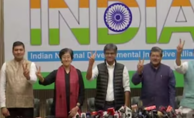 Read more about the article ਪੰਜਾਬ ‘ਚ ‘ਆਪ’ ਤੇ ਕਾਂਗਰਸ ਅਲੱਗ-ਅਲੱਗ ਲੜਨਗੇ ਚੋਣਾਂ