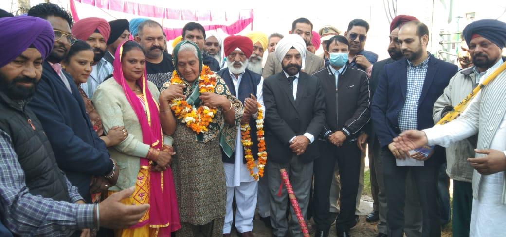 You are currently viewing ਆਦਮਪੁਰ ਸ਼ਹਿਰ ਵਿੱਚ 6.45 ਕਰੋੜ ਰੁਪਏ ਦੀ ਲਾਗਤ ਨਾਲ ਸੀਵਰੇਜ ਪ੍ਰਾਜੈਕਟ ਦਾ ਨੀਂਹ ਪੱਥਰ ਰੱਖਿਆ