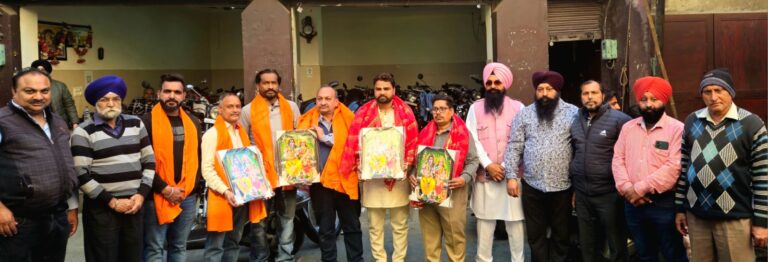 Read more about the article ਟੂ ਵੀਲਰ ਡੀਲਰ ਐਸੋਸੀਏਸ਼ਨ ਵੱਲੋਂ ਮਹਾ ਸ਼ਿਵਰਾਤੀ ਪੂਰਬ ਤੇ ਸਮਾਗਮ ਕਰਾਏ ਅਤੇ ਲੰਗਰ ਲਗਾਏ ਗਏ