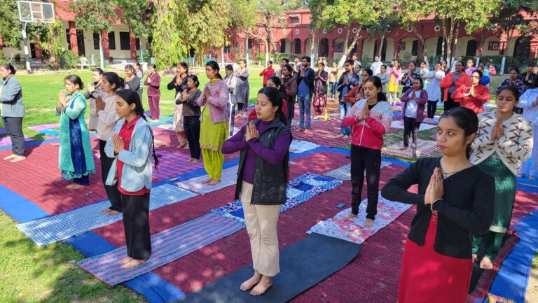 Read more about the article ਤਿਨ ਦਿਨਾਂ ਯੋਗ ਵਰਕਸ਼ਾਪ ਸਮਾਪਤ