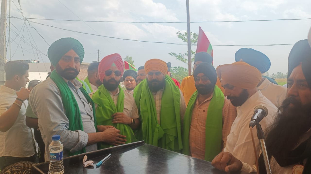 You are currently viewing ਨਛੱਤਰ ਸਿੰਘ ਬਣੇ ਭਾਰਤੀ ਕਿਸਾਨ ਯੂਨੀਅਨ ਕ੍ਰਾਂਤੀਕਾਰੀ ਦੇ ਦੁਆਬਾ ਪ੍ਰਧਾਨ