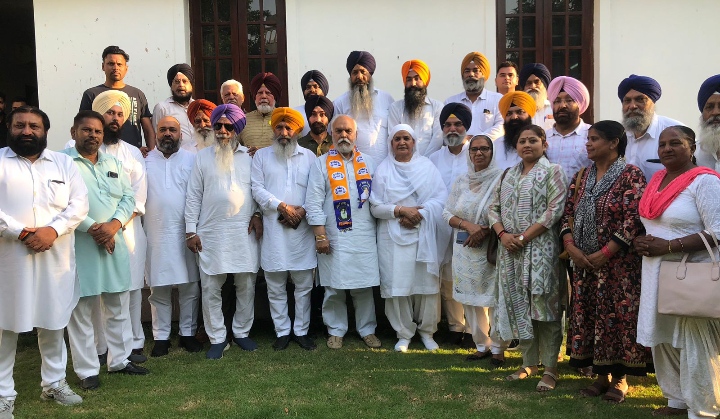 Read more about the article ਇਮਾਨਦਾਰ ਅਤੇ ਬੇਦਾਗ ਸ਼ਖਸੀਅਤ ਲੋਕ ਵੱਧ ਤੋਂ ਵੱਧ ਵੋਟ ਪਾ ਕੇ ਸ਼੍ਰੋਮਣੀ ਅਕਾਲੀ ਦਲ ਨੂੰ ਜਿਤਾਉਣ – ਬੀਬੀ ਜਗੀਰ ਕੌਰ