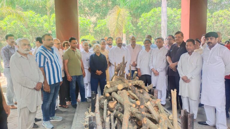 Read more about the article राष्ट्रीय स्वयंसेवक संघ के वरिष्ठ नेता कश्मीरी लाल खन्ना का निधन हुए पचतत्वों में विलीन