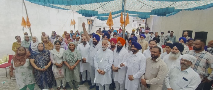 Read more about the article ਫਿਲੌਰ ਹਲਕੇ ਤੋਂ ਕੀਤੀ ਮਹਿੰਦਰ ਸਿੰਘ ਕੇਪੀ ਨੇ ਚੋਣ ਪ੍ਰਚਾਰ ਦੀ ਸ਼ੁਰੂਆਤ