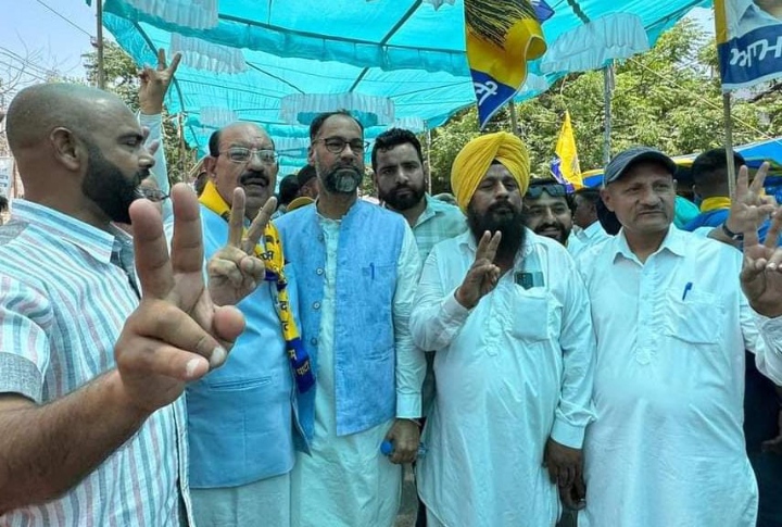 Read more about the article आम आदमी पार्टी के उमड़े जनसैलाब ने पवन टीनू की जीत पर मोहर लगाई : मोहिंदर भगत