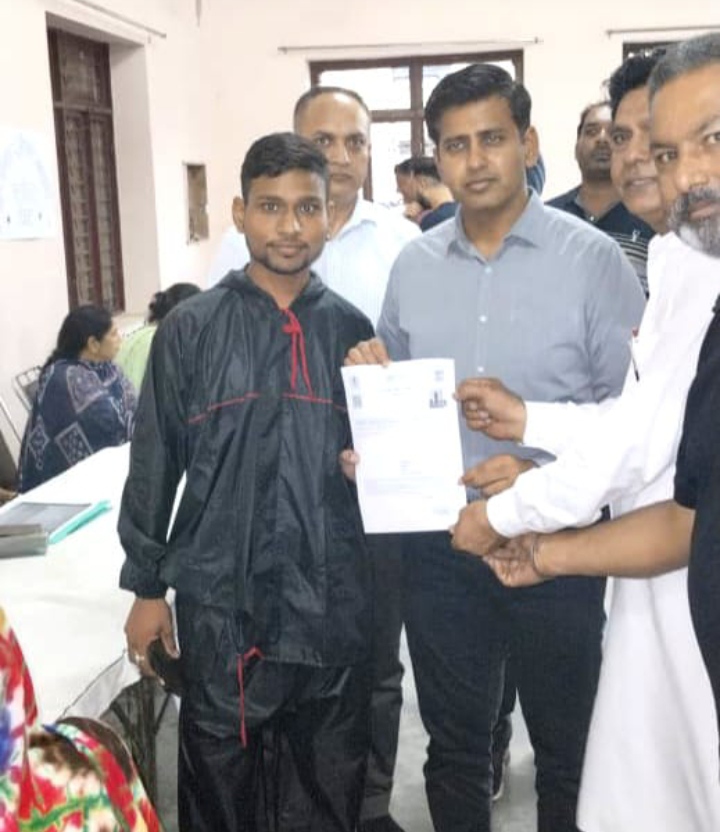 Read more about the article कूड़ा इकट्ठा करने वालों के लिए ई-श्रम कार्ड बनाने के लिए मुहिम की होगी शुरुआत