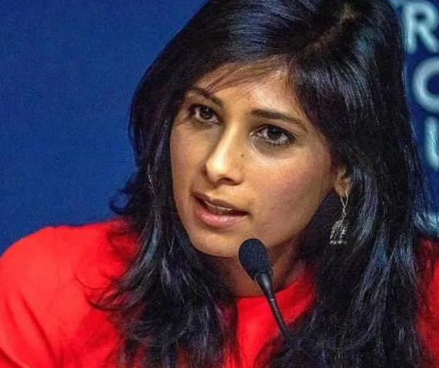 Read more about the article देश को अगले 5-6 सालों में लाखों नौकरियां पैदा करने की जरूरत