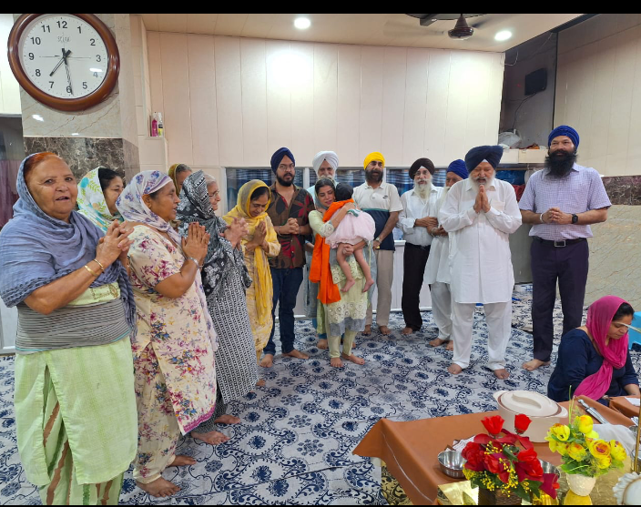 Read more about the article ਗੁਰਦੁਆਰਾ ਬਾਬਾ ਜੀਵਨ ਸਿੰਘ ਗੜਾ ਵਿਖੇ ਗੁਰੂ ਨਾਨਕ ਦੇਵ ਜੀ ਦਾ ਜੋਤੀ ਜੋਤ ਦਿਵਸ ਮਨਾਇਆ: ਖਾਲਸਾ 