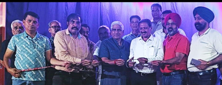 Read more about the article संयुक्त परिवार में बहुत ताकत होती है नरेश मित्तल