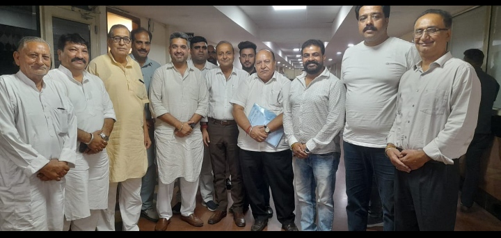 Read more about the article ਵਾਰਡਾਂ ਵਿੱਚ ਸੀਵਰੇਜ, ਪੀਣ ਵਾਲਾ ਗੰਦਾ ਪਾਣੀ ਅਤੇ ਅਵਾਰਾ ਕੁਤਿਆ ਦੀ ਬਹੁਤ ਵੱਡੀ ਸਮੱਸਿਆ