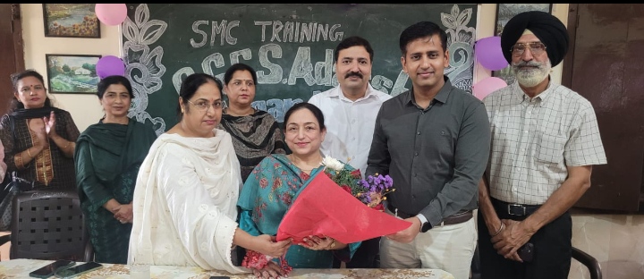 Read more about the article डिप्टी कमिश्नर ने सरकारी कन्या सीनियर सेकंडरी स्कूल आदर्श नगर का दौरा किया