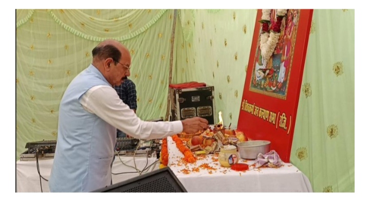 Read more about the article विश्वकर्मा जयंती पर धार्मिक कार्यक्रम का आयोजन