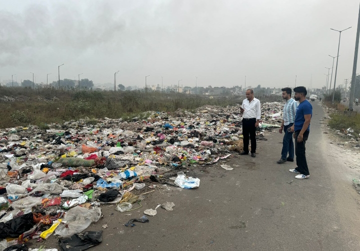 Read more about the article ਰਜਿੰਦਰ ਬੇਰੀ ਜੀ ਵਲੋ ਜਲੰਧਰ ਕਈ ਇਲਾਕਿਆ ਦਾ ਦੌਰਾ