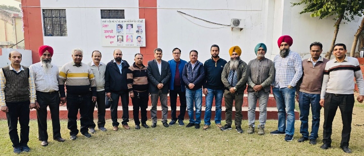 Read more about the article ਮੰਤਰੀ ਦੇ ਪਿੰਡ ਪਹਿਲੀ ਦਸੰਬਰ ਦੇ ਰੋਸ ਪ੍ਰਦਰਸ਼ਨ ਦੀ ਤਿਆਰੀ ਲਈ ਕੀਤੀ ਮੀਟਿੰਗ