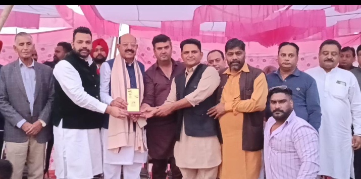 Read more about the article ਰੁਸਤਮੇ ਵੈਲਫੇਅਰ ਸੁਸਾਇਟੀ ਦਾ 9ਵਾਂ ਸਲਾਨਾ ਕੁਸ਼ਤੀ ਮੇਲਾ ਕਰਵਾਇਆ ਗਿਆ