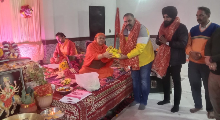 Read more about the article सुशील रिंकू ने श्रीमद भागवत कथा में लगाई हाजिरी, आशीर्वाद प्राप्त किया