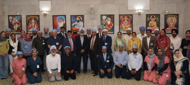 Read more about the article ਐੱਸ.ਜੀ.ਐੱਲ. ਹਸਪਤਾਲ ਵਿੱਚ ਰੀੜ੍ਹ ਦੀ ਟੇਢੀ ਹੱਡੀ ਦੇ ਨੁਕਸ ਨੂੰ ਠੀਕ ਕਰਨ ਦਾ ਮੁਫਤ ਅਪਰੇਸ਼ਨ ਕੈਂਪ ਸ਼ੁਰੂ