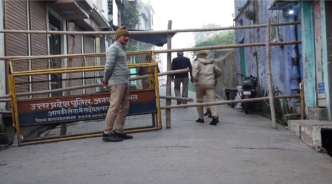 You are currently viewing संभल हिंसा का मामला पहुंचा SC, जमीयत उलेमा ए हिंद ने कहा- प्लेसेज ऑफ वर्शिप एक्ट का उल्लंघन हुआ