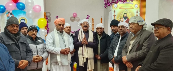 Read more about the article ਮਹਿੰਦਰ ਭਗਤ ਨੇ “ਬੰਦਗੀ ਦੁਆਰ” ਵਿਖੇ ਮੱਥਾ ਟੇਕਿਆ ਅਤੇ 108 ਸਵਾਮੀ ਲਾਲ ਜੀ ਮਹਾਰਾਜ ਦਾ ਆਸ਼ੀਰਵਾਦ ਲਿਆ