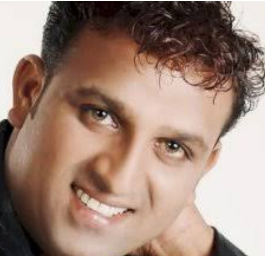 Read more about the article ਪੰਜਾਬੀ ਗਾਇਕ ਰਾਜਾ ਦਾ ਦਿਲ ਦਾ ਦੌਰਾ ਪੈਣ ਕਾਰਨ ਦਿਹਾਂਤ