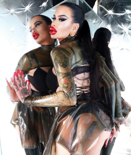 Read more about the article चेहरे बोटोक्स ट्रीटमेंट पर 32 लाख से लेकर 53 लाख रुपये तक खर्च कर दिए