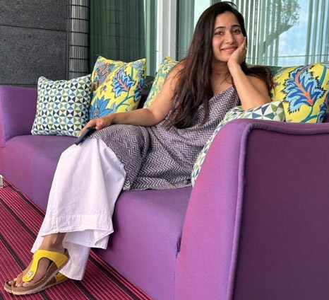 Read more about the article नाडिया चौहान 17 साल की हुईं तो पारले एग्रो का टर्नओवर 300 करोड़ रुपये