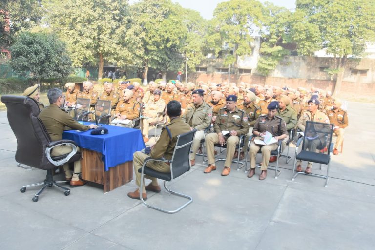 Read more about the article डीजीपी गौरव यादव ने दोषियों के खिलाफ सख्त कार्रवाई के दिए आदेश