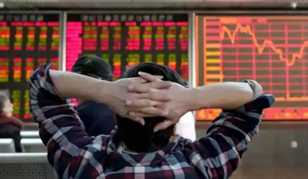 Read more about the article भारतीय शेयर बाजार में अपनी रणनीति में बड़ा बदलाव किया