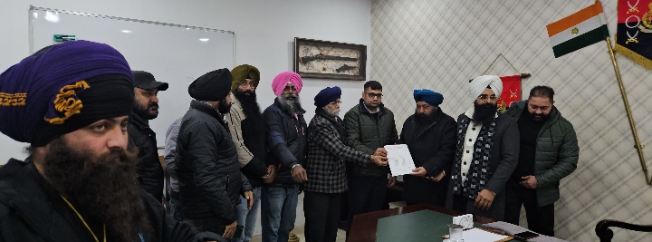 Read more about the article ਸਿੱਖ ਤਾਲਮੇਲ ਕਮੇਟੀ ਤੇ ਵੱਖ-ਵੱਖ ਵੱਖ-ਵੱਖ ਜਥੇਬੰਦੀਆਂ ਵੱਲੋਂ ਪ੍ਰਸ਼ਾਸਨ ਨੂੰ ਦਿੱਤਾ ਮੰਗ ਪੱਤਰ