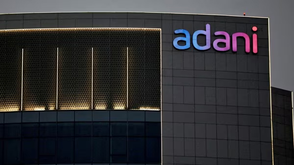 Read more about the article हिंडनबर्ग के बंद होने के फैसले का असर अडानी ग्रुप के शेयर पर पड़ता
