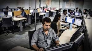 Read more about the article चार लेबर कोड के अब लागू होने का इंतजार