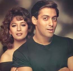 Read more about the article सूरज बड़जात्या न लेते वो फैसला, सलमान खान की भाभी में दिखतीं माधुरी दीक्षित