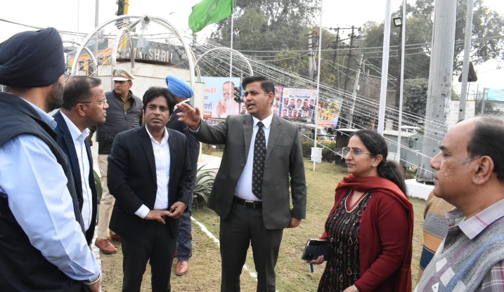 Read more about the article प्रकाश पर्व पर आयोजित किए जा रहे राज्य स्तरीय कार्यक्रम की तैयारियों का जायजा लिया