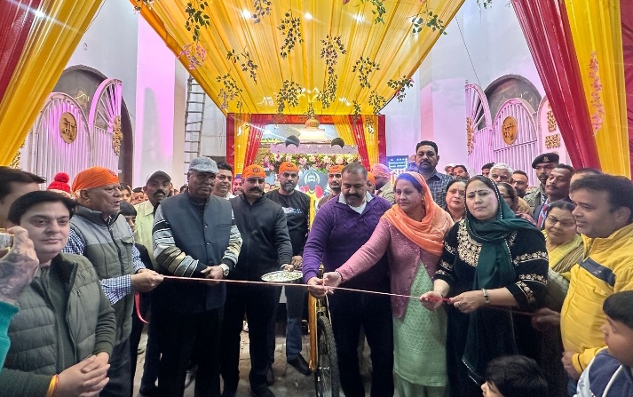 Read more about the article ਗੁਰੂ ਰਵਿਦਾਸ ਜੀ ਮਹਾਰਾਜ ਦੇ ਜਨਮ ਦਿਵਸ ਦੇ ਮੌਕੇ ‘ਤੇ, ਡਾ. ਸੁਨੀਤਾ ਰਿੰਕੂ ਦੀ ਨਿਗਰਾਨੀ ਹੇਠ ਇੱਕ ਸੰਝਫੇਰੀ ਕੱਢੀ