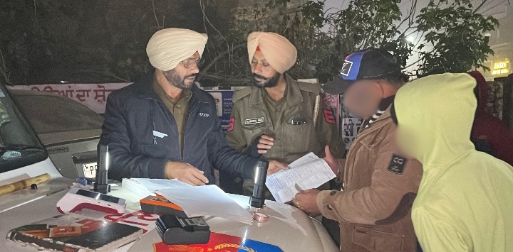 Read more about the article ਸ਼ਰਾਬ ਪੀ ਕੇ ਗੱਡੀ ਚਲਾਉਣ ਅਤੇ ਜਨਤਕ ਸ਼ਰਾਬ ਪੀਣ ‘ਤੇ ਸਖ਼ਤ ਕਾਰਵਾਈ