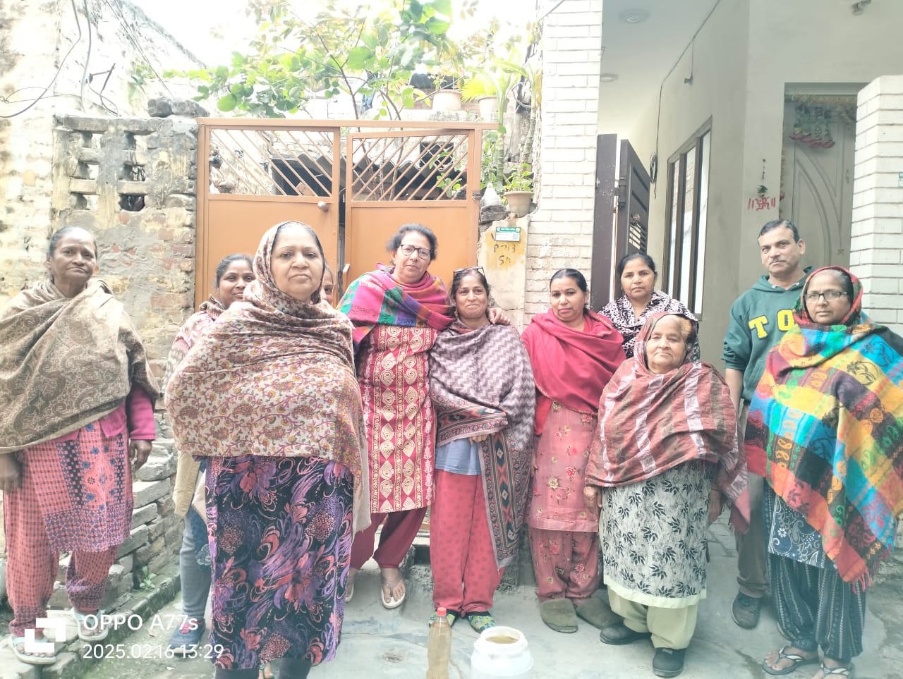 Read more about the article ਗੜ੍ਹਾ ਨਿਵਾਸੀ ਗੰਦੇ ਪਾਣੀ, ਸਿਵਰੇਜ ਸਮੱਸਿਆ ਹੋਣ ਕਾਰਨ ਪ੍ਰੇਸ਼ਾਨ