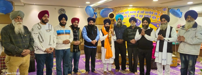 Read more about the article ਗੁਰੂ ਰਾਮਦਾਸ ਜੀ ਦੇ ਦਰ ਤੇ ਨਰਸਿੰਘਾਂ ਵਜਾਉਣ ਵਾਲੇ ਭਾਈ ਜਸਮੀਤ ਸਿੰਘ ਦਾ ਸਿੱਖ ਜਥੇਬੰਦੀਆਂ ਨੇ ਕੀਤਾ ਸਨਮਾਨ