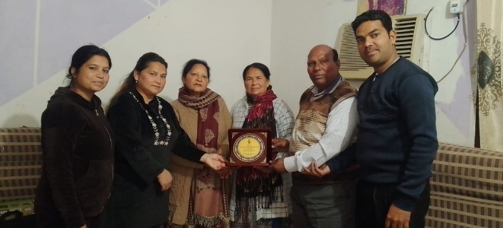 Read more about the article ਸਮਾਜ ਸੇਵਕ ਕਰਨੈਲ ਸੰਤੋਖਪੁਰੀ ਹਮਸਫਰ ਯੂਥ ਕਲੱਬ ਦੇ ਚੇਅਰਮੈਨ ਚੁਣੇ ਗਏ  : ਡਾਇਰੈਕਟਰ ਪੂਨਮ ਭਾਟੀਆ 