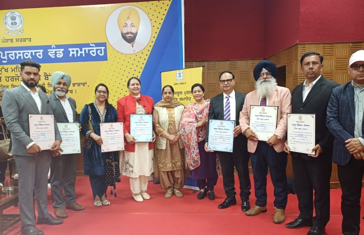 Read more about the article ਜ਼ਿਲ੍ਹੇ ਦੇ ਬਾਕੀ ਸਕੂਲਾਂ ਨੂੰ ਵੀ ਨਮੂਨੇ ਦੇ ਸਕੂਲ ਬਣਾਉਣ ਲਈ ਯਤਨ ਕੀਤੇ ਜਾਣਗੇ