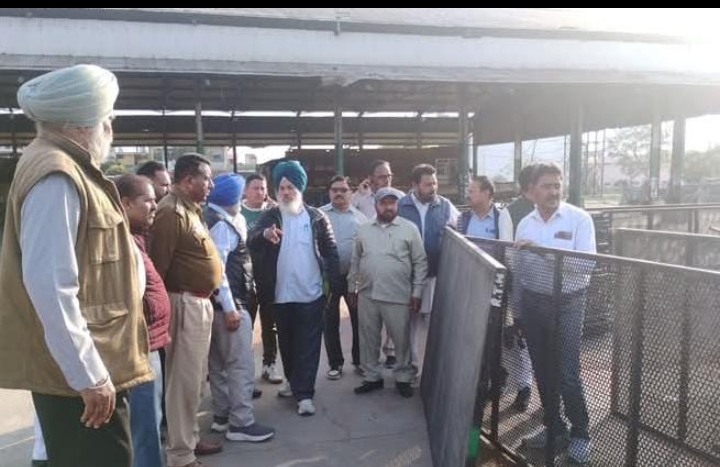 Read more about the article ਬਸਪਾ ਦੀ ਪੰਜਾਬ ਸੰਭਾਲੋ ਰੈਲੀ ਅੱਜ, ਨੀਲੇ ਰੰਗ ਵਿੱਚ ਰੰਗਿਆ ਫਗਵਾੜਾ