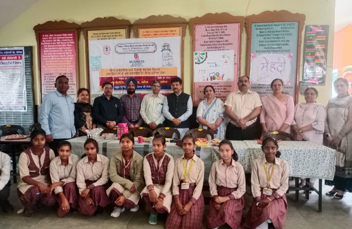 Read more about the article पंजाब सरकार के प्रयासों से शिक्षा के स्तर में आया बड़ा बदलाव: रमन अरोड़ा