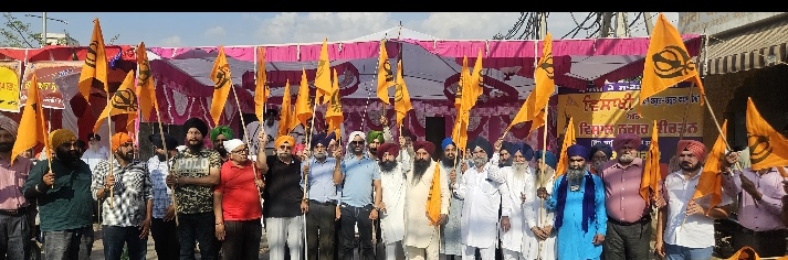 Read more about the article ਸਿੱਖ ਤਾਲਮੇਲ ਕਮੇਟੀ ਵੱਡੇ ਜੱਥੇ ਨਾਲ ਨਗਰ ਕੀਰਤਨ ਵਿੱਚ ਸ਼ਾਮਿਲ ਹੋਈ