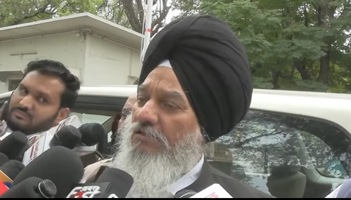 Read more about the article ਕਰੀਮਪੁਰੀ ਨੇ ਕਿਹਾ-ਪੰਜਾਬ ਦੇ ਪਾਣੀਆਂ ਨੂੰ ਬਚਾਉਣ ਲਈ ਡਟ ਕੇ ਖੜੀ ਹੈ ਬਸਪਾ