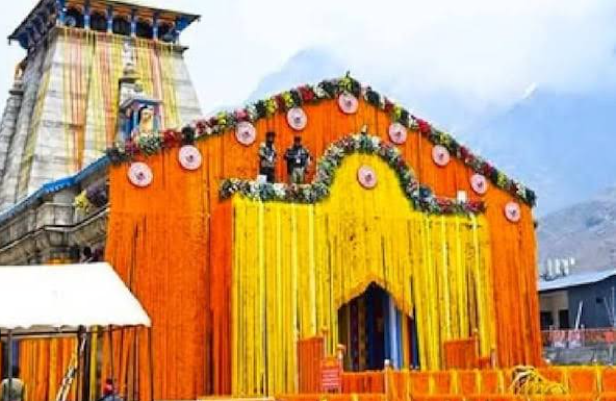 Read more about the article ‘ਹਰ ਹਰ ਮਹਾਂਦੇਵ’ ਦੇ ਜੈਕਾਰਿਆਂ ਤੇ ਢੋਲ-ਨਗਾਰਿਆਂ ਦੀਆਂ ਗੂੰਜਾਂ ਵਿਚਾਲੇ ਖੁੱਲ੍ਹਿਆ ਕੇਦਾਰਨਾਥ ਥਾਮ